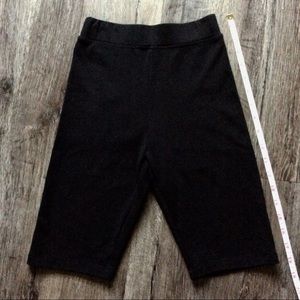 Aritzia Wilfred Bike Shorts XXS